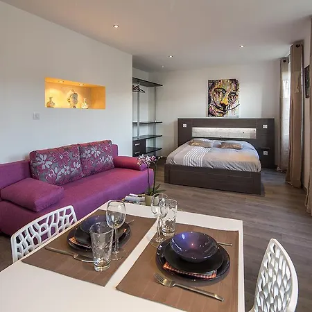 Les Loges Du Chateau Apartment Saverne